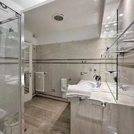 Stupendo Attico Perfetto Per 5 Ospiti * Rome